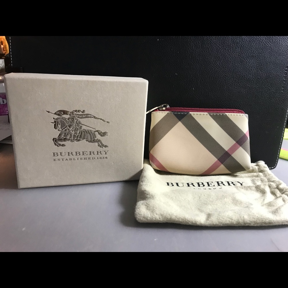 Burberry zipper coin purse